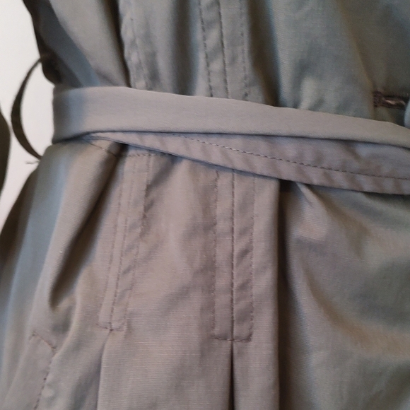 Olive Green Cotton Dress with Floral Detail Medium - Picture 9 of 16